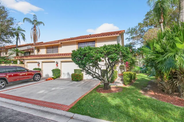 $559,900 | 7727 La Mirada Drive, Boca Raton, FL 33433