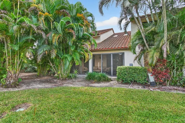 $559,900 | 7727 La Mirada Drive, Boca Raton, FL 33433