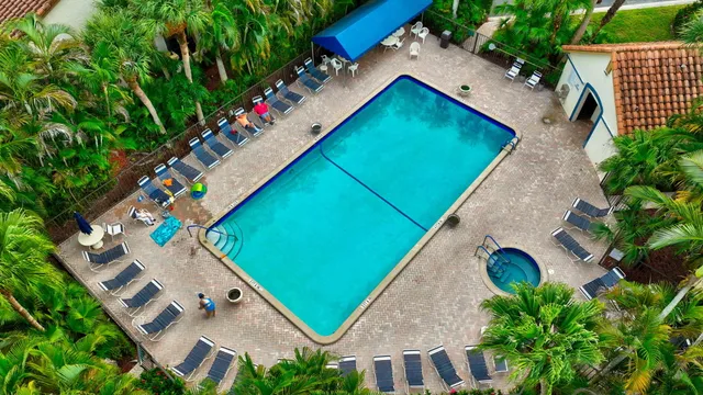 $559,900 | 7727 La Mirada Drive, Boca Raton, FL 33433