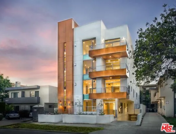 $4,500 | 1945 Overland Avenue, Unit 202, Los Angeles, CA 90025