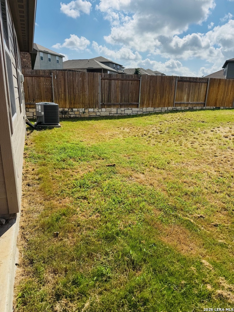 9219 Bennett Forest Converse, TX 78109 - Photo 20 of 29