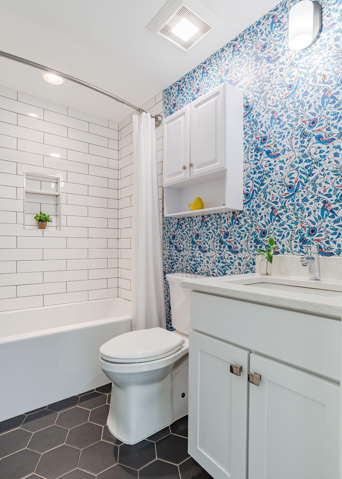 62 India Street, Unit 304 Portland, ME 04101 - Photo 21 of 32 62IndiaSt-Portland-34