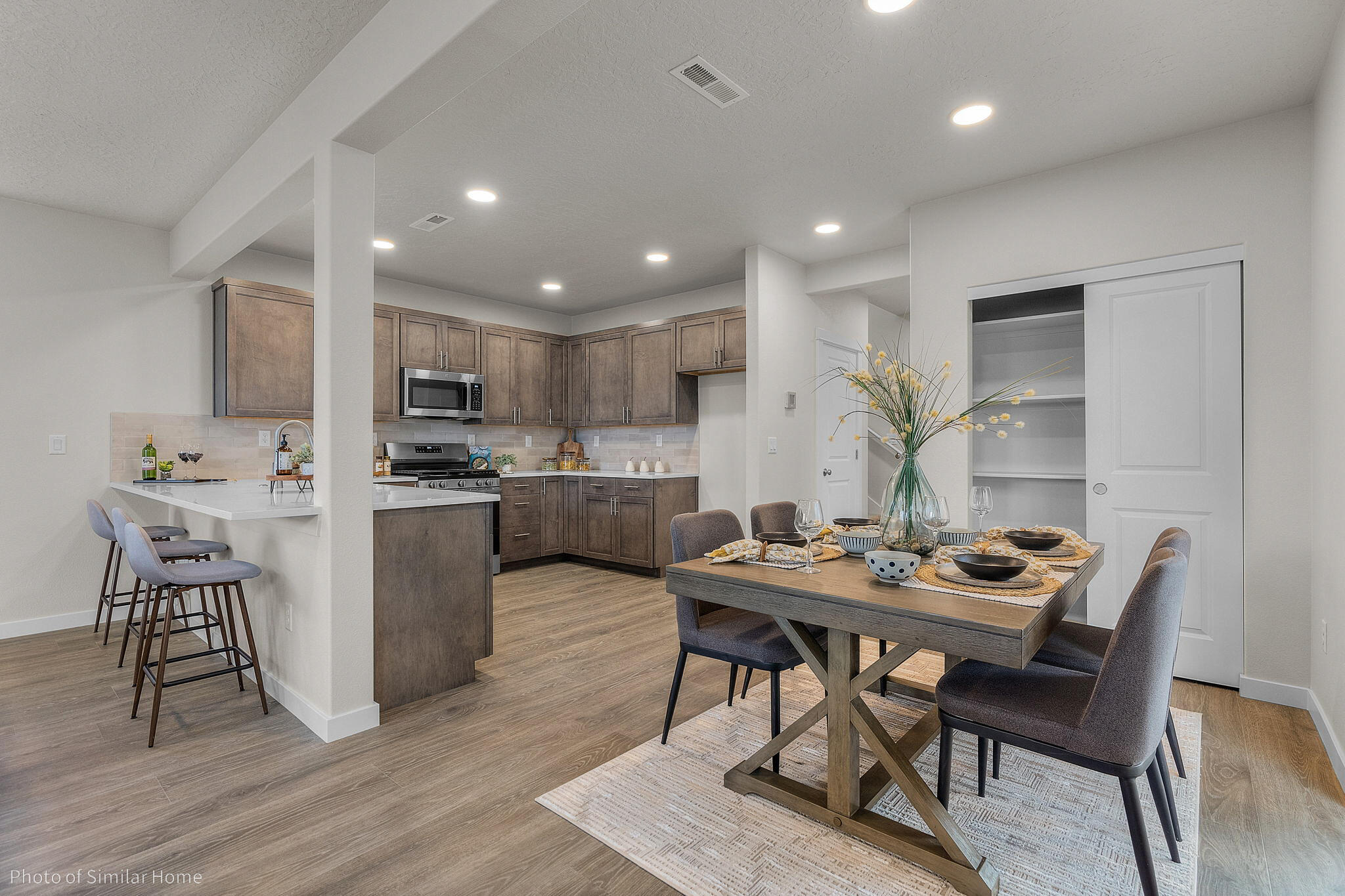 3350 Northwest 7th Street Redmond, OR 97756 - Photo 3 of 18