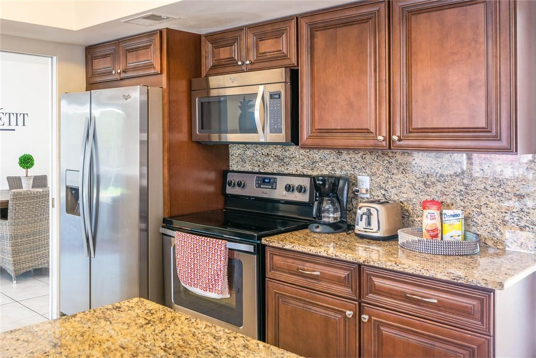 798 Northwest 12th Avenue Boca Raton, FL 33486 - Photo 6 of 22 Photo 6