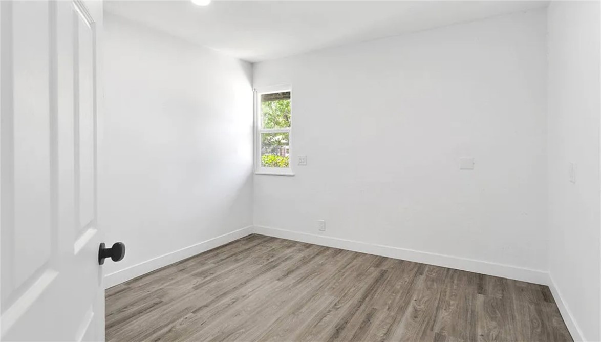 14855 Flathead Road Apple Valley, CA 92307 - Photo 9 of 13