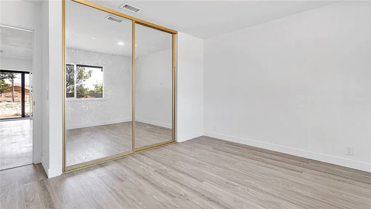 14855 Flathead Road Apple Valley, CA 92307 - Photo 10 of 13