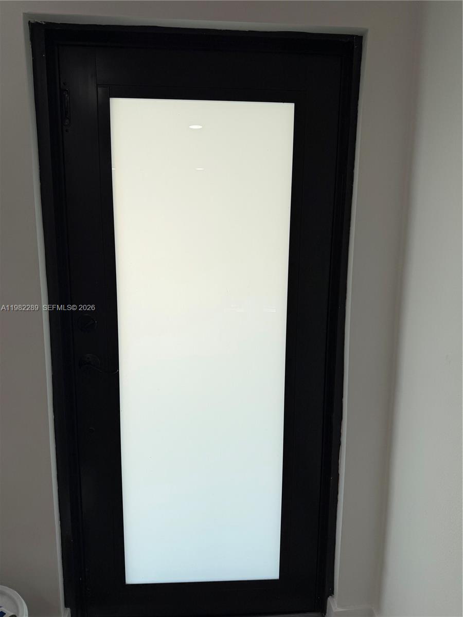 1014 West 66th Street Hialeah, FL 33012 - Photo 23 of 43 a picture of a window