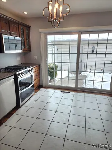 $359,900 | 64 Hickory Hill Road, Amherst, NY 14221