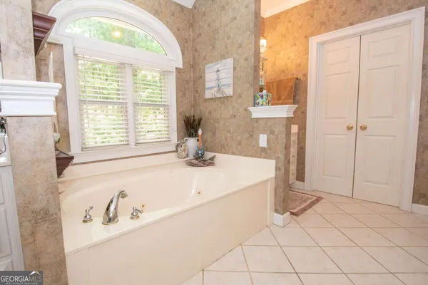 $1,100,000 | 4973 Greenville Road, LaGrange, GA 30241
