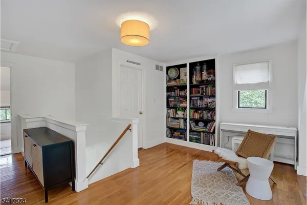 $995,000 | 2 Schoolhouse Lane, Lebanon, NJ 08833