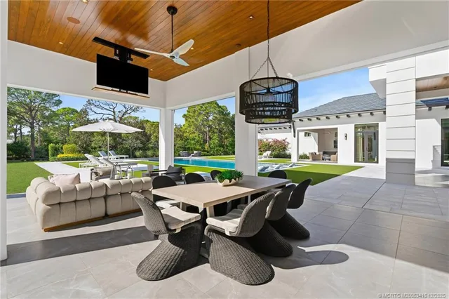 $25,750,000 | 210 Bears Club Drive, Jupiter, FL 33477