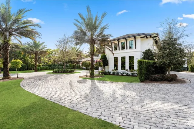 $25,750,000 | 210 Bears Club Drive, Jupiter, FL 33477
