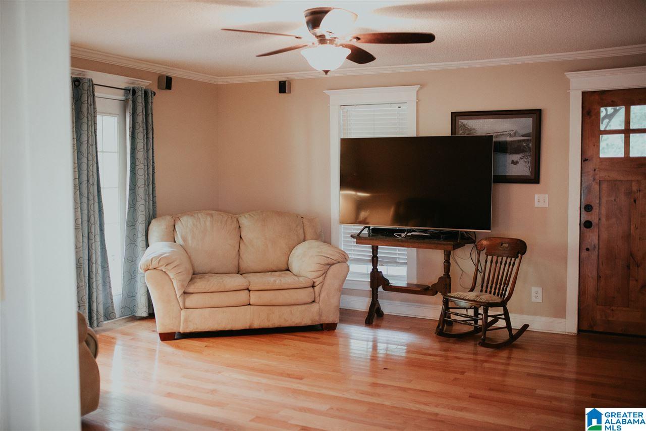110 Llama Road Jacksonville, AL 36265 - Photo 15 of 49