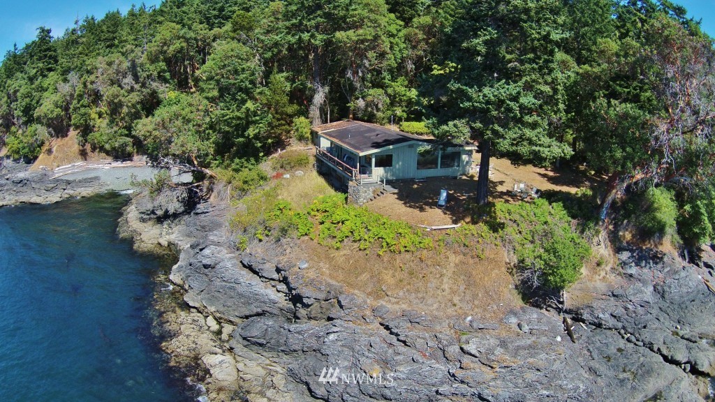 401 Smugglers Cove Road Friday Harbor, WA 98250 - Photo 1 of 19 Gallery Image 1
