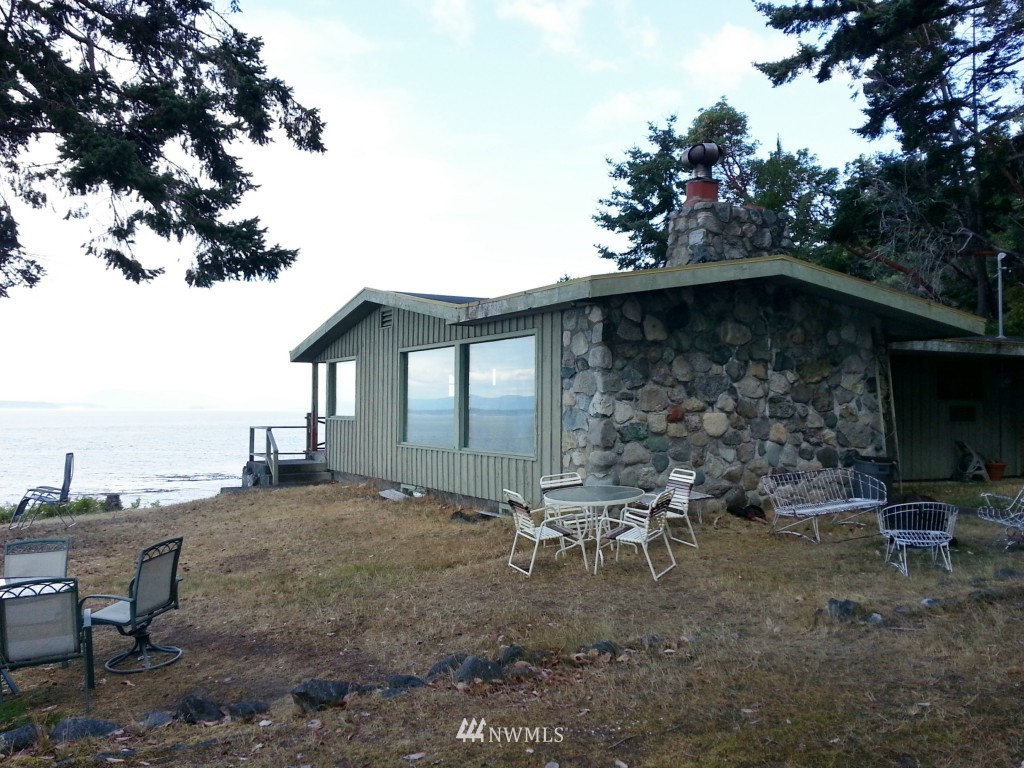 401 Smugglers Cove Road Friday Harbor, WA 98250 - Photo 15 of 19 Gallery Image 15