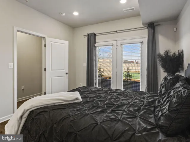 $3,400 | 4810 Vista Glen Lane, Lanham, MD 20706