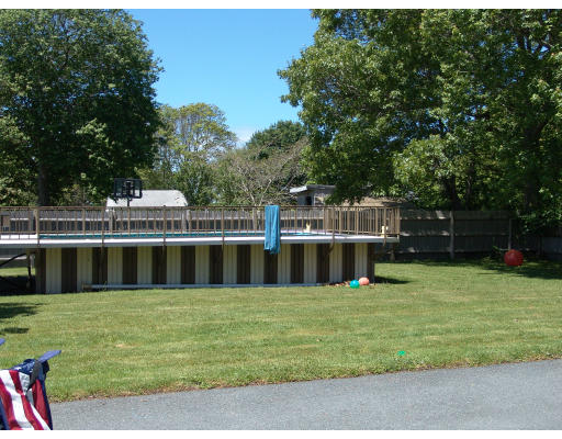 36 Briercliffe Road Fairhaven, MA 02719 - Photo 3 of 4 Gallery Image 3