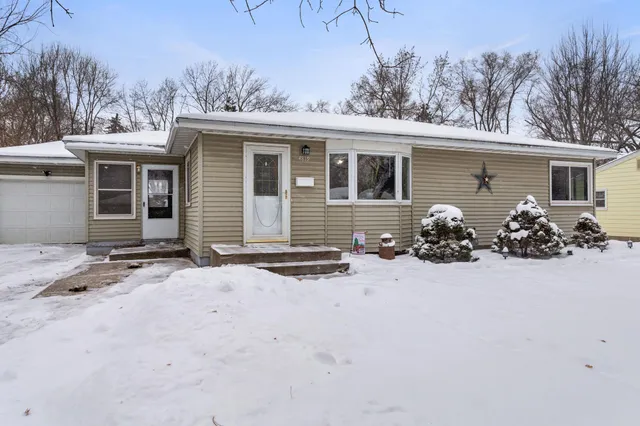 $279,900 | 4819 Hampshire Avenue North, Crystal, MN 55428