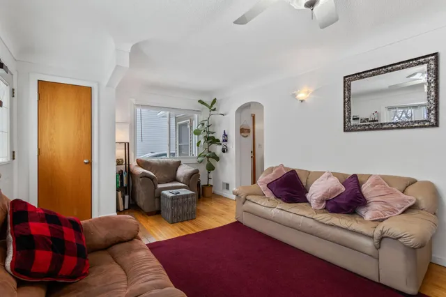 $279,900 | 4819 Hampshire Avenue North, Crystal, MN 55428