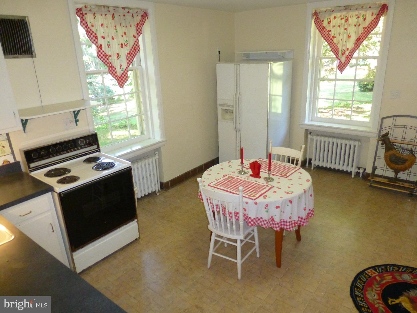 1629 Museum Road Wyomissing, PA 19610 - Photo 19 of 25 In-law Suite