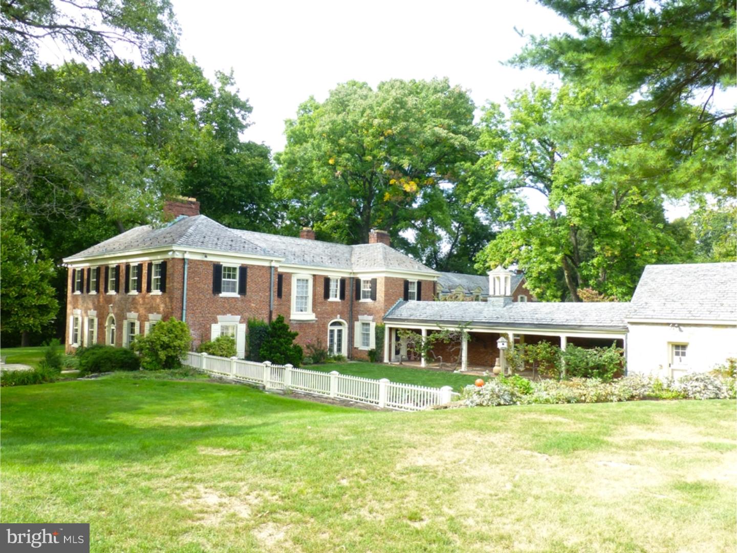 1629 Museum Road Wyomissing, PA 19610 - Photo 4 of 25 Exterior Side
