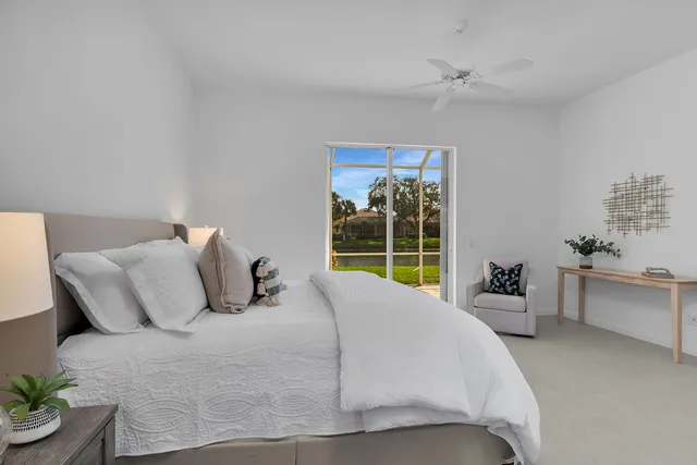 $644,900 | 3850 Huelva Court, Naples, FL 34109