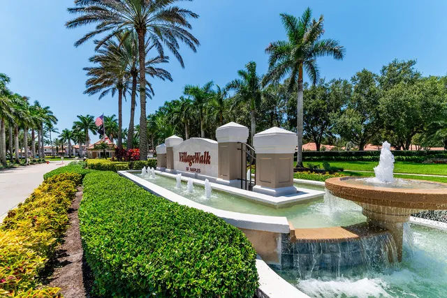 $644,900 | 3850 Huelva Court, Naples, FL 34109