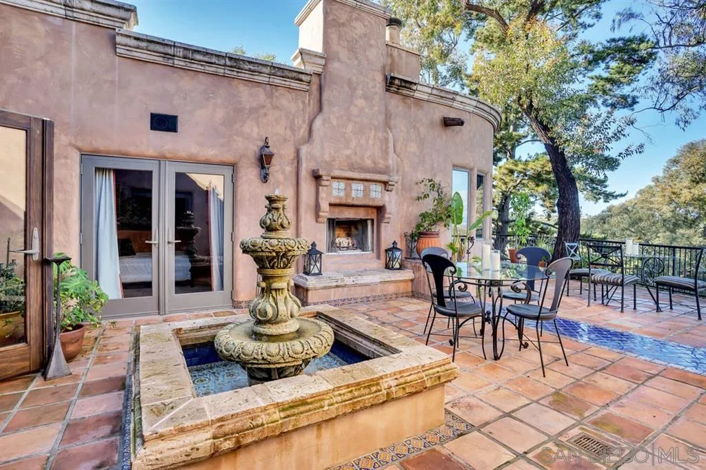 5851 Soledad Mountain Road La Jolla, CA 92037 - Photo 2 of 25 Gallery Image 2