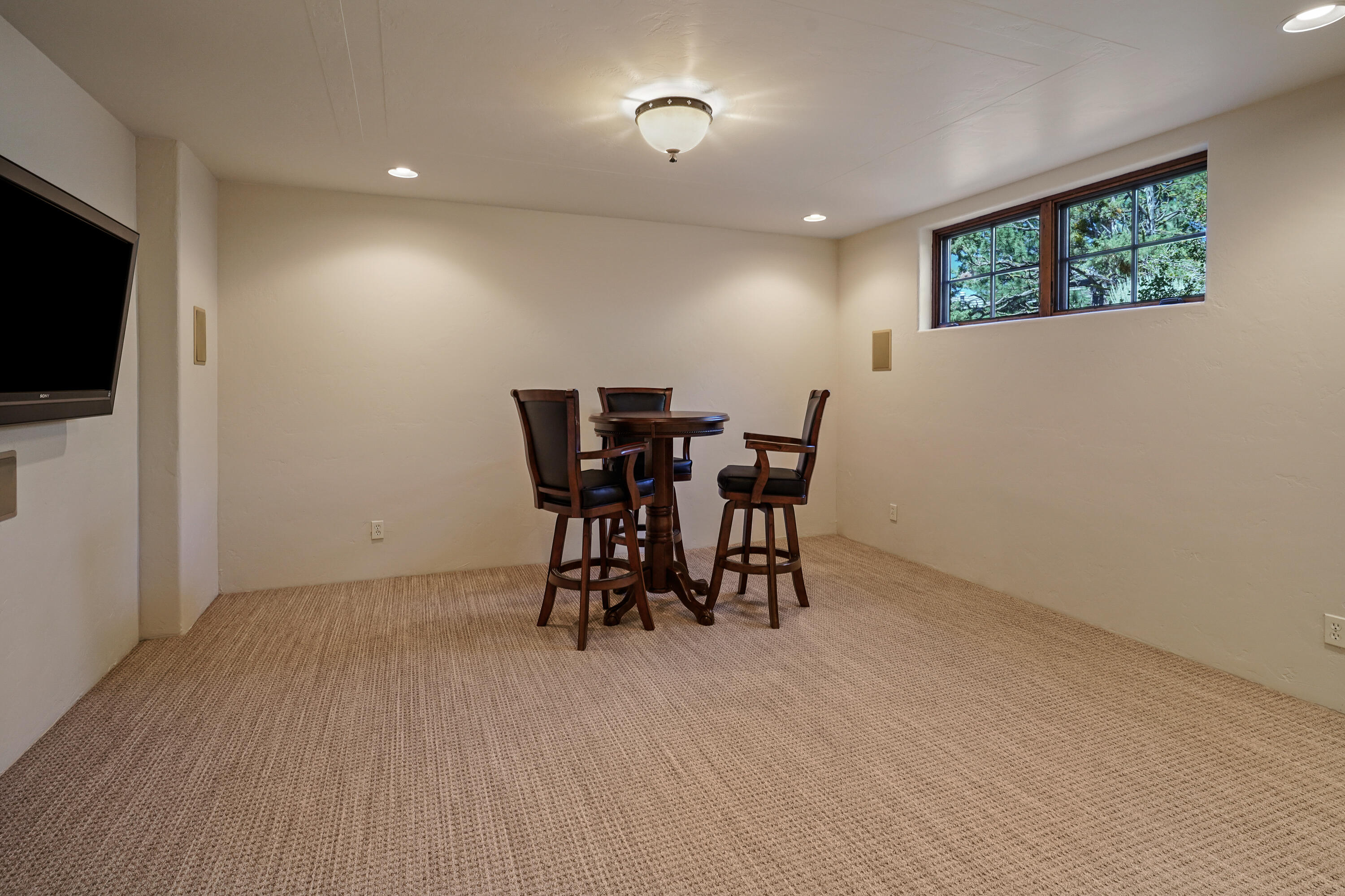 1819 Northwest Wild Rye Circle Bend, OR 97703 - Photo 36 of 48 38