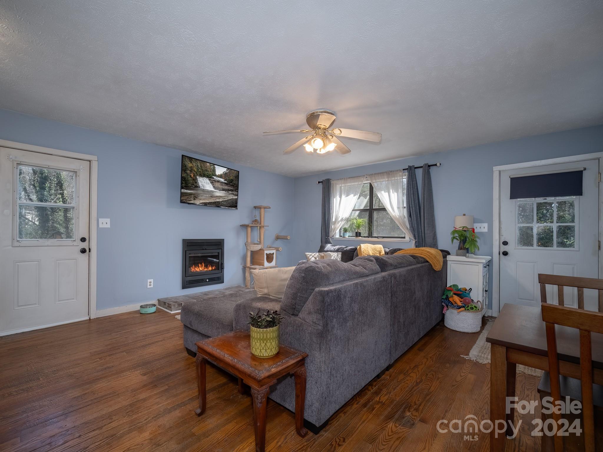 76 Lake Sega Circle Road Brevard, NC 28712 - Photo 5 of 48 Gallery Image 5