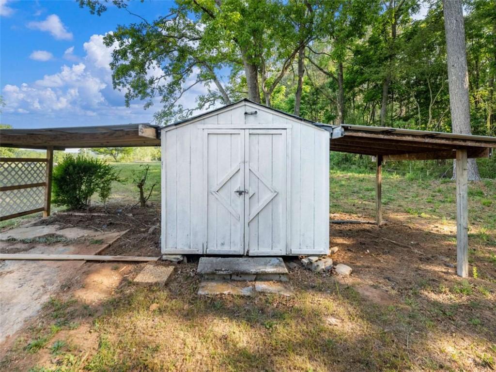 8490 Belton Bridge Road Lula, GA 30554 - Photo 36 of 42