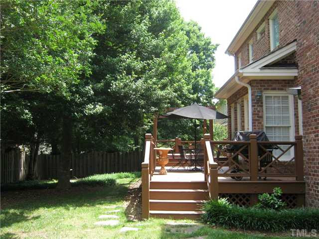 2008 Carrbridge Way Raleigh, NC 27615 - Photo 5 of 24 Photo 5