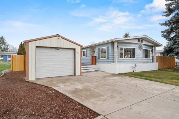 $300,000 | 18917 East Jackson Drive, Spokane Valley, WA 99027