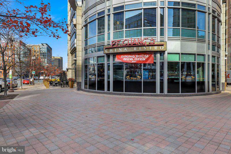 851 North Glebe Road, Unit 520 Arlington, VA 22203 - Photo 27 of 28