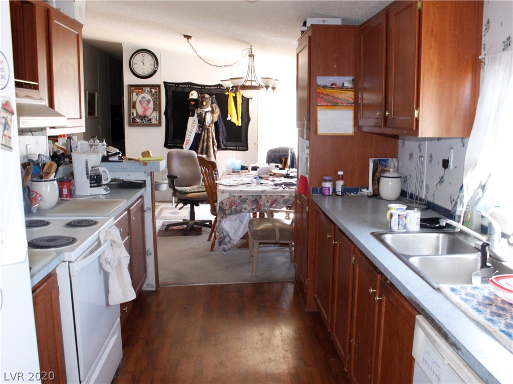 4580 Horn Road Pahrump, NV 89048 - Photo 18 of 34 Gallery Image 18