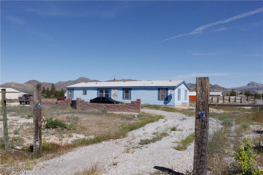 4580 Horn Road Pahrump, NV 89048 - Photo 3 of 34 Gallery Image 3