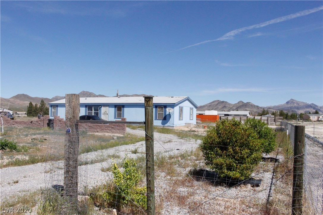 4580 Horn Road Pahrump, NV 89048 - Photo 4 of 34 Gallery Image 4