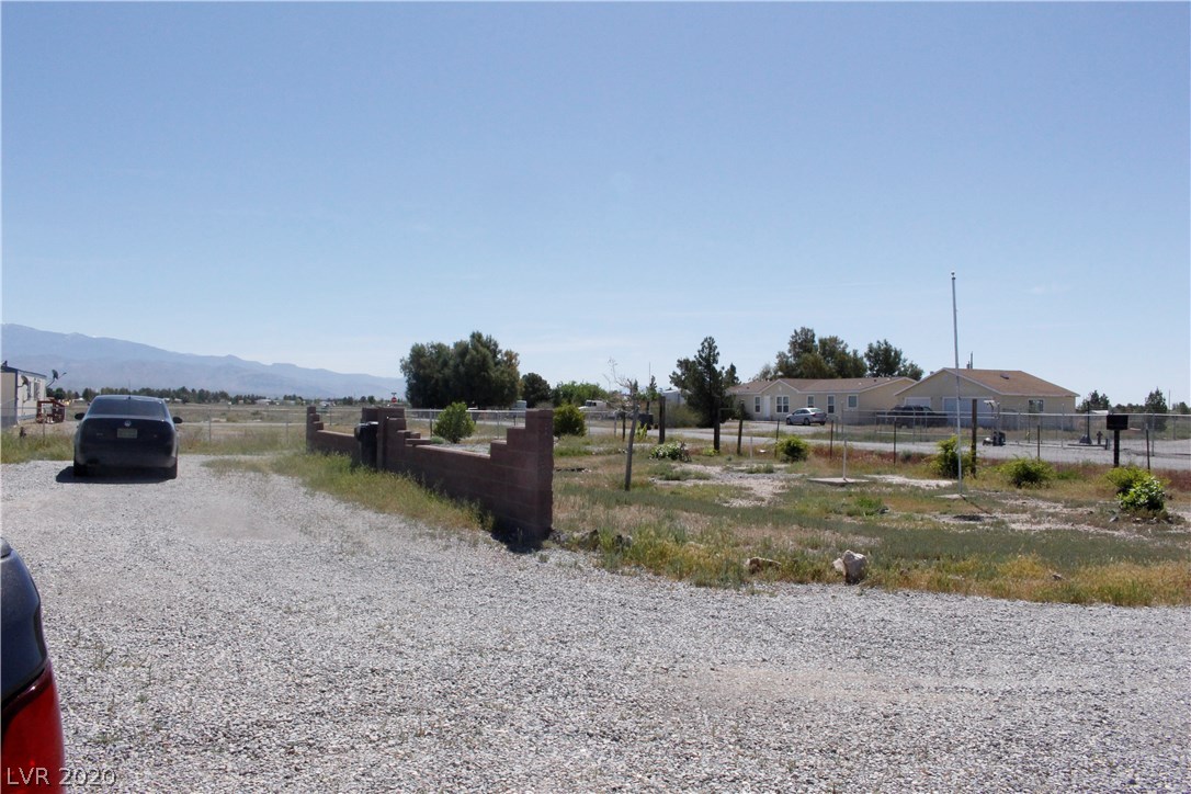 4580 Horn Road Pahrump, NV 89048 - Photo 6 of 34 Gallery Image 6