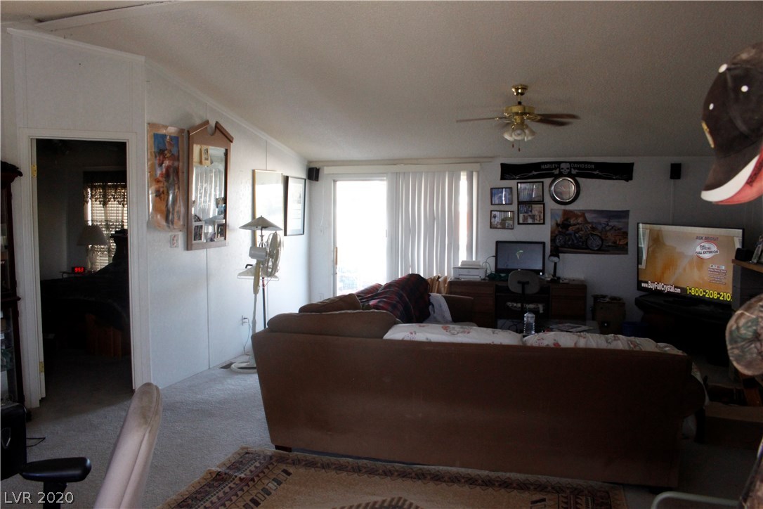 4580 Horn Road Pahrump, NV 89048 - Photo 9 of 34 Gallery Image 9
