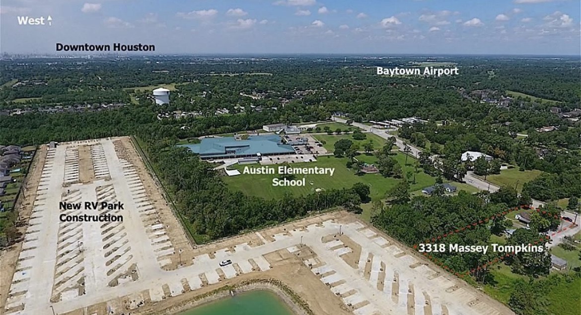 3318 Massey Tompkins Road Baytown, TX 77521 - Photo 2 of 7 a view of a city