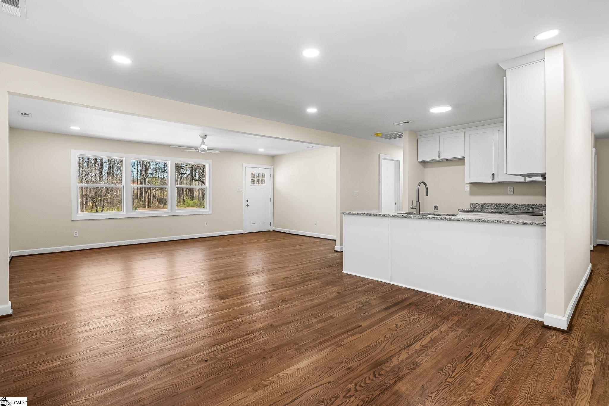 626 Secona Road Pickens, SC 29671 - Photo 11 of 32 Gallery Image 11