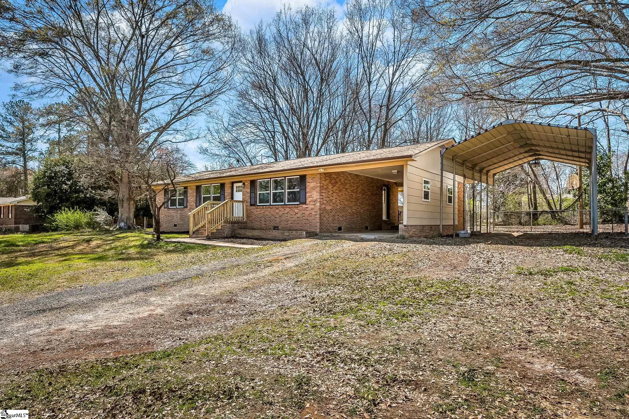 626 Secona Road Pickens, SC 29671 - Photo 2 of 32 Gallery Image 2