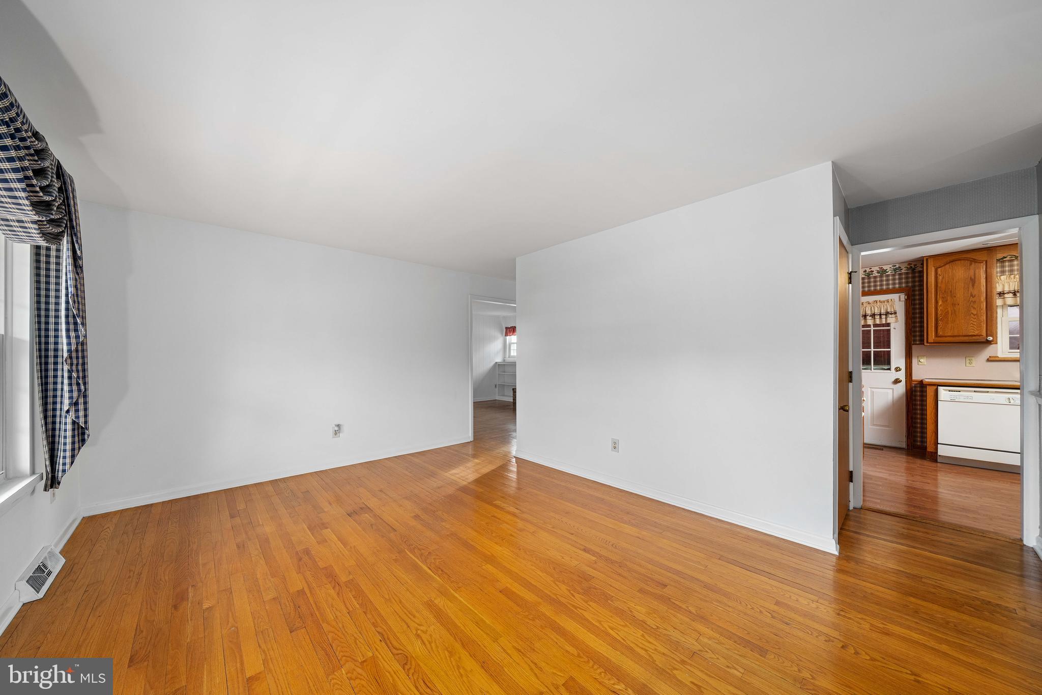 8 Deep Branch Drive Townsend, DE 19734 - Photo 4 of 42 a view of empty room with wooden floor