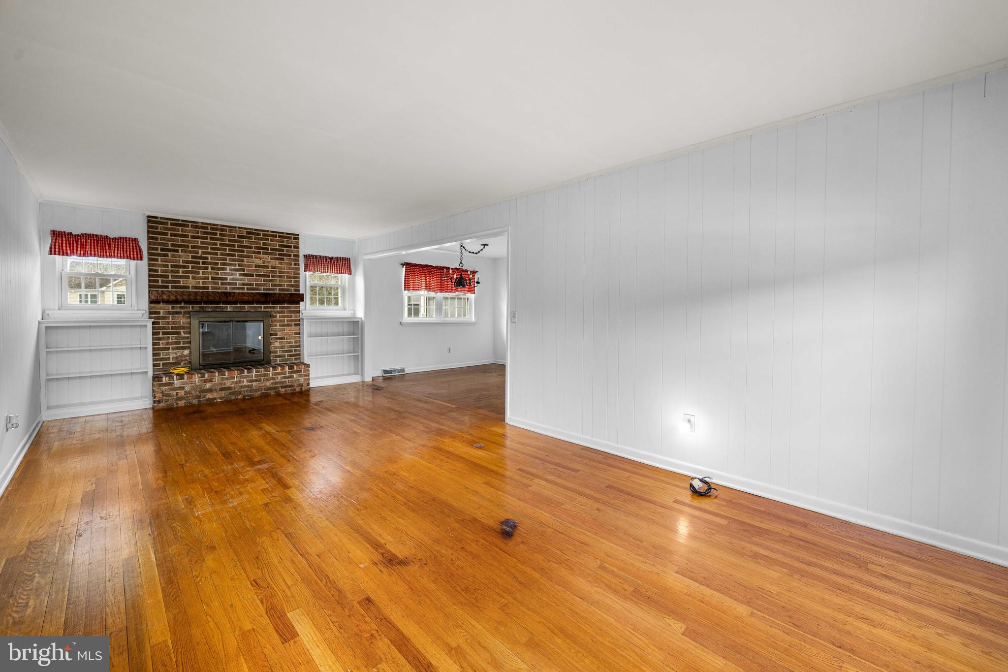 8 Deep Branch Drive Townsend, DE 19734 - Photo 7 of 42 a view of a livingroom with wooden floor