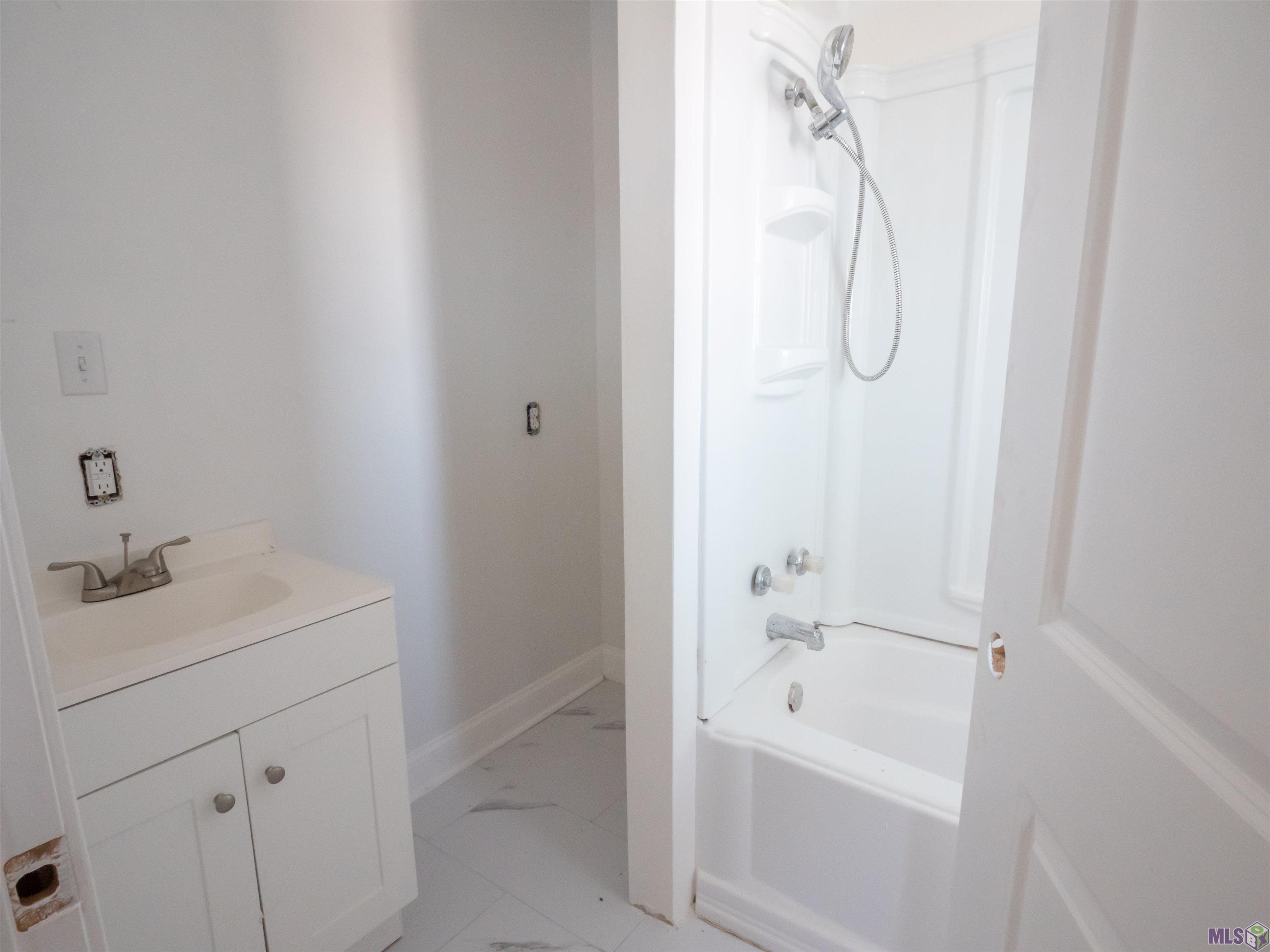 1045 Four Point Road Dulac, LA 70353 - Photo 22 of 24 Gallery Image 22