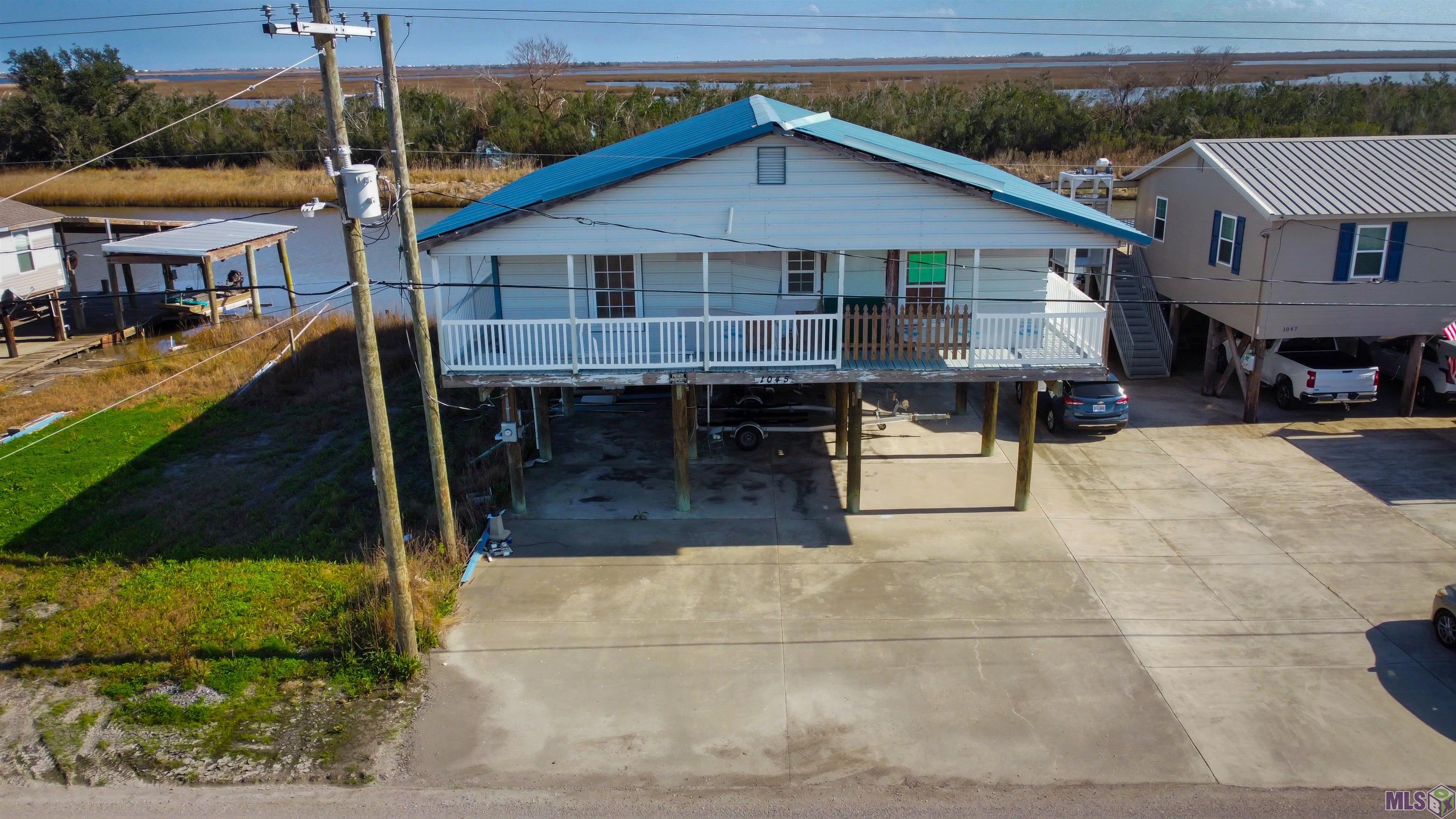 1045 Four Point Road Dulac, LA 70353 - Photo 3 of 24 Gallery Image 3