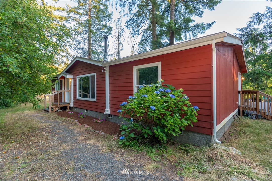 494 Dluhosh Road Onalaska, WA 98570 - Photo 1 of 17 Gallery Image 1
