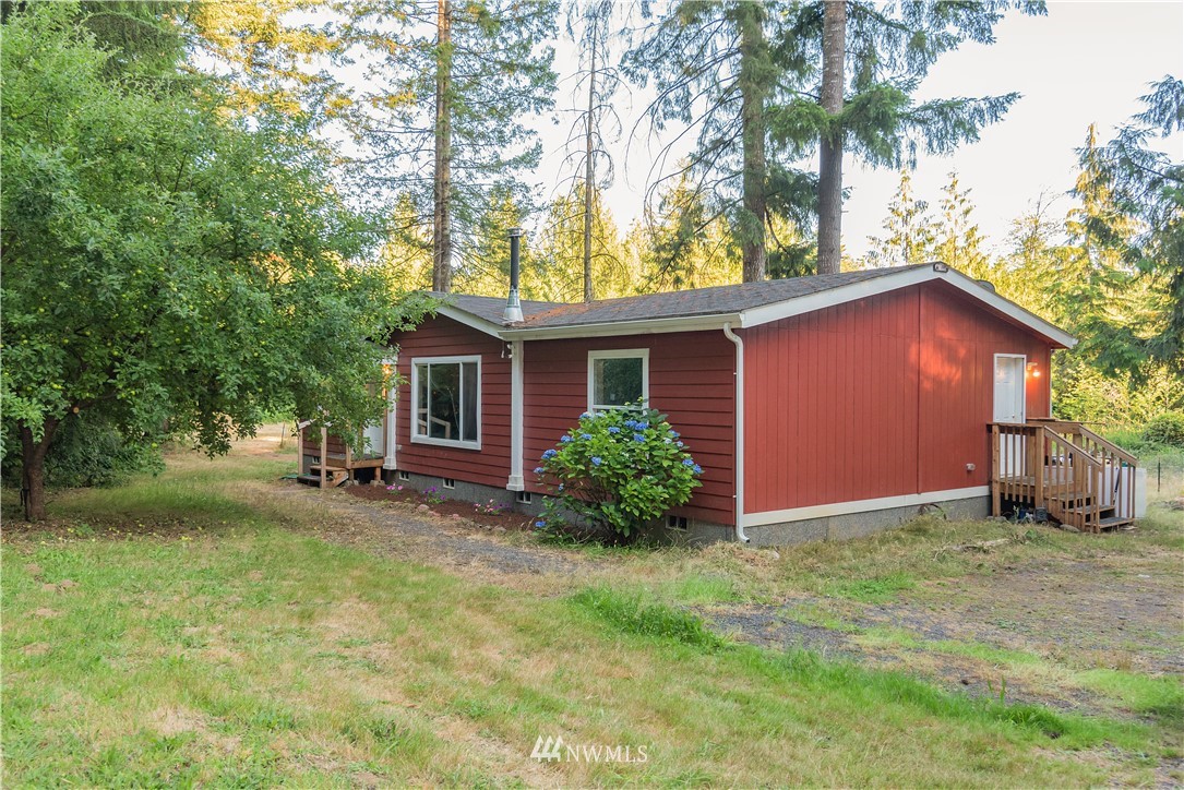 494 Dluhosh Road Onalaska, WA 98570 - Photo 2 of 17 Gallery Image 2