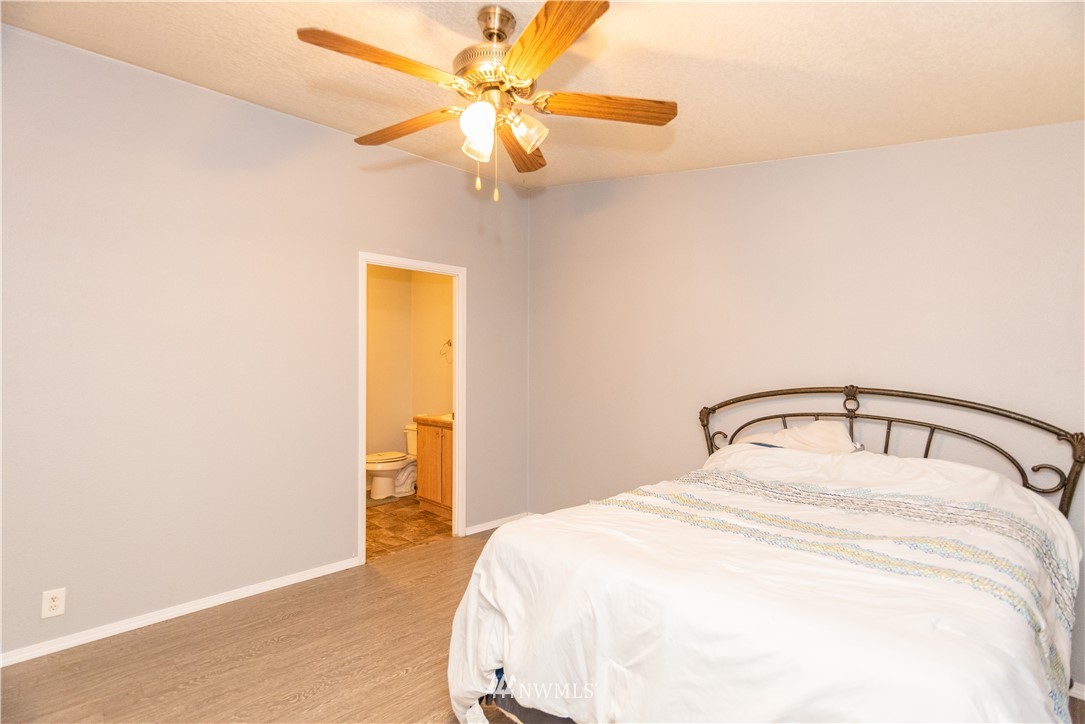 494 Dluhosh Road Onalaska, WA 98570 - Photo 8 of 17 Gallery Image 8