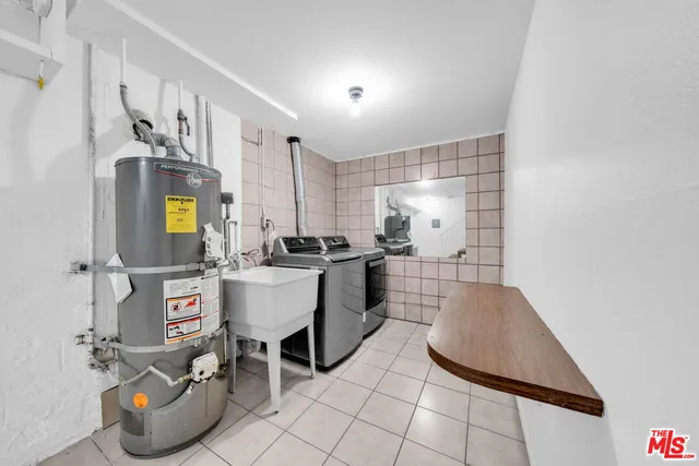 $3,400 | 2333 241st Street, Unit 3, Lomita, CA 90717